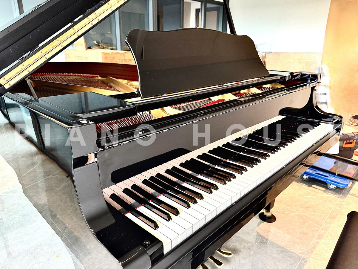 Cận cảnh YAMAHA C5A PE Seri 4 tại Piano House